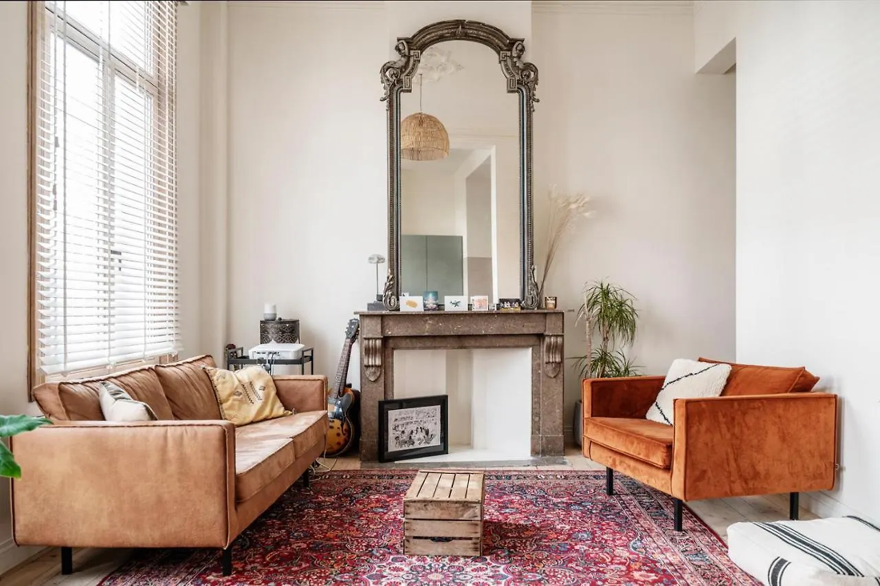 Gezellig Gerenoveerd Herenhuis In Het Centrum Antwerpen